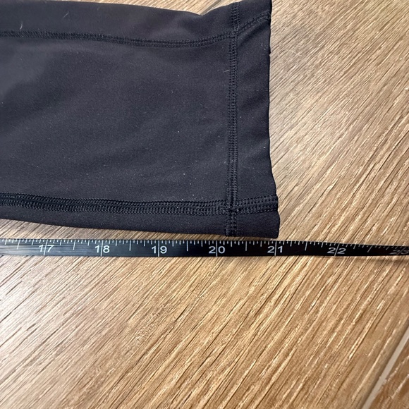 Lululemon Speed Up Crop 21" Leggings, Medium Rise, Black, Sz 6 Athletic Logo - Picture 8 of 10